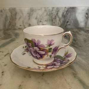 Vintage Royal Vale Violets Galore Floral English Fine China Teacup Set